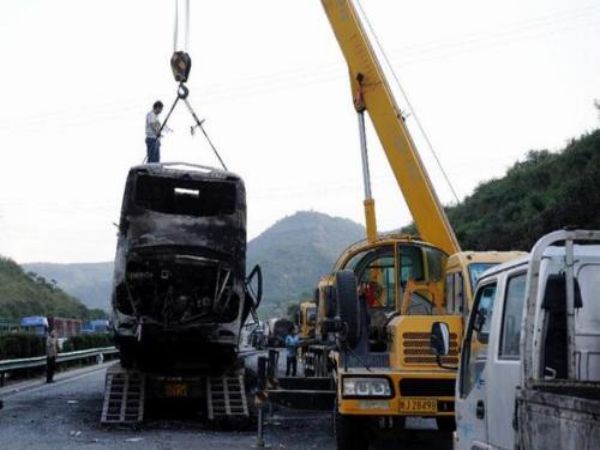 平遙縣吊車出租(蔡甸大型的吊車租賃在哪里)