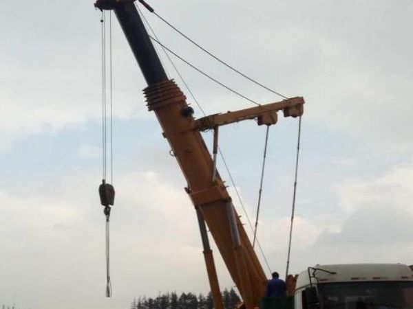 丹陽吊車出租(老蜘蛛的一百張吊車)