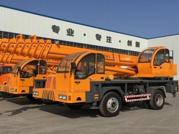 新浦區(qū)吊車出租電話(好的吊車出租公司電話)
