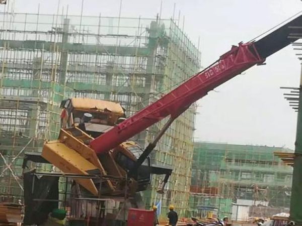 濮陽工業園區吊車出租電話(如何判斷選擇一家好的吊車出租公司)
