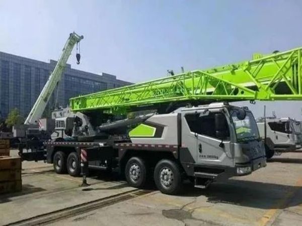 鐵山港區吊車出租電話(吊車出租作業中如何避免吊鉤旋轉)