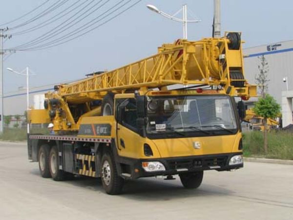 弓長嶺區吊車出租電話(附近租期靈活的吊車出租電話)