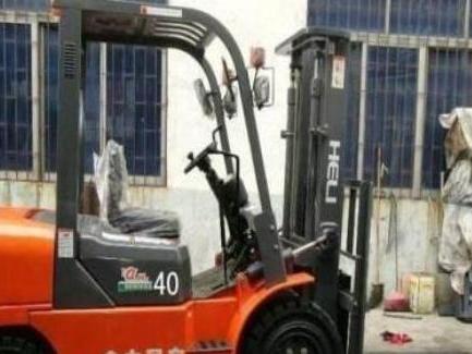 濱州叉車出租(廠內叉車能在路上開嗎)