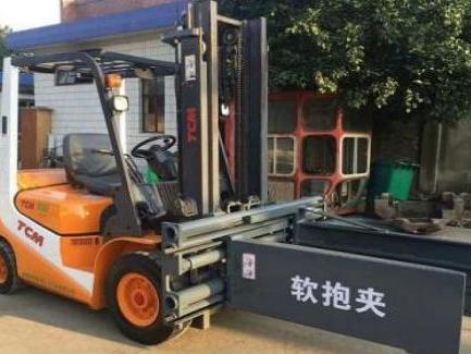 開封市叉車出租(關于電動升降叉車升降系統漏油的信息)